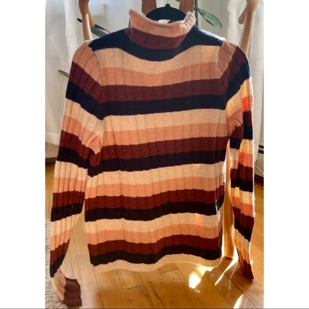 Adorable Madewell Sweater - Picture 1 of 2